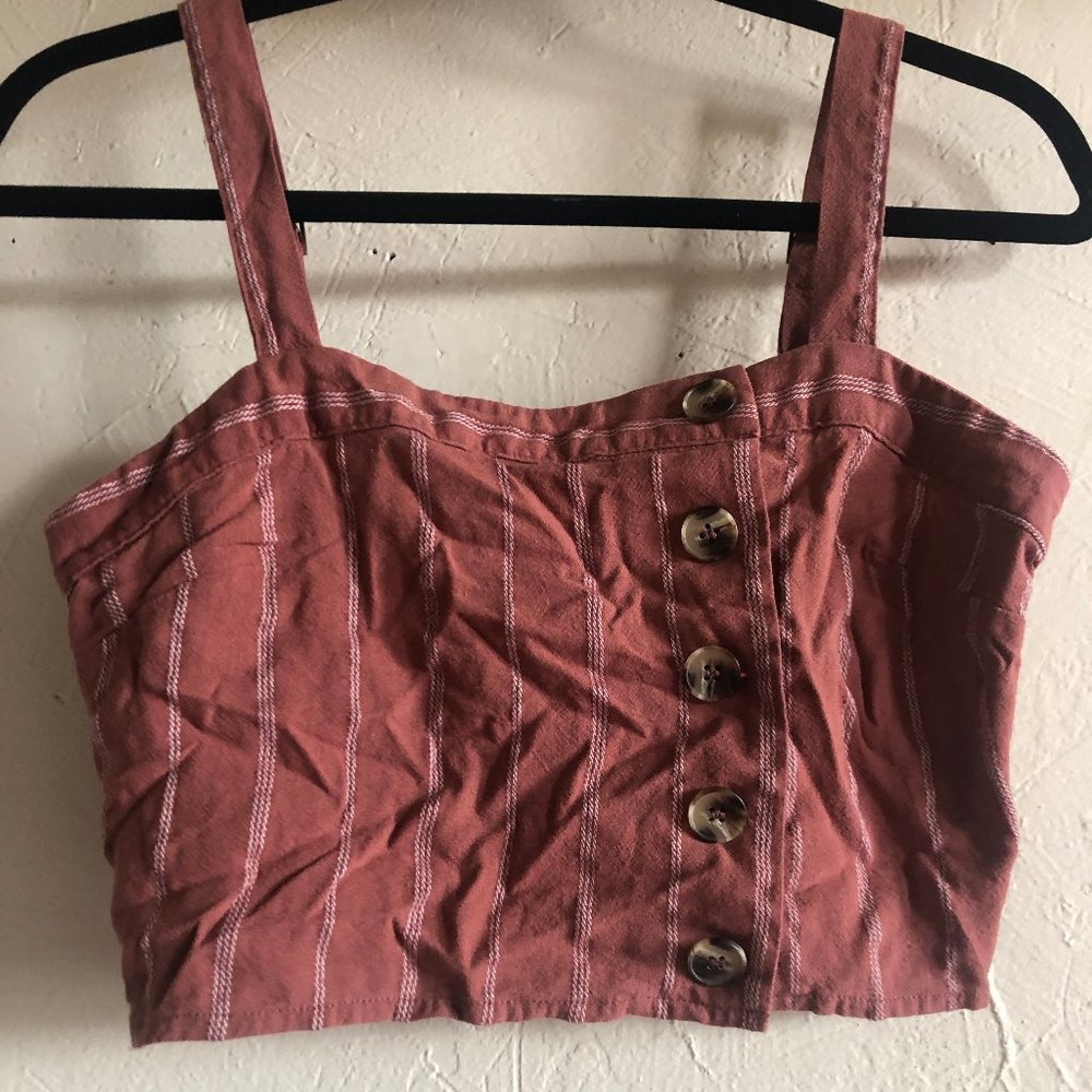 Button Cropped Tank